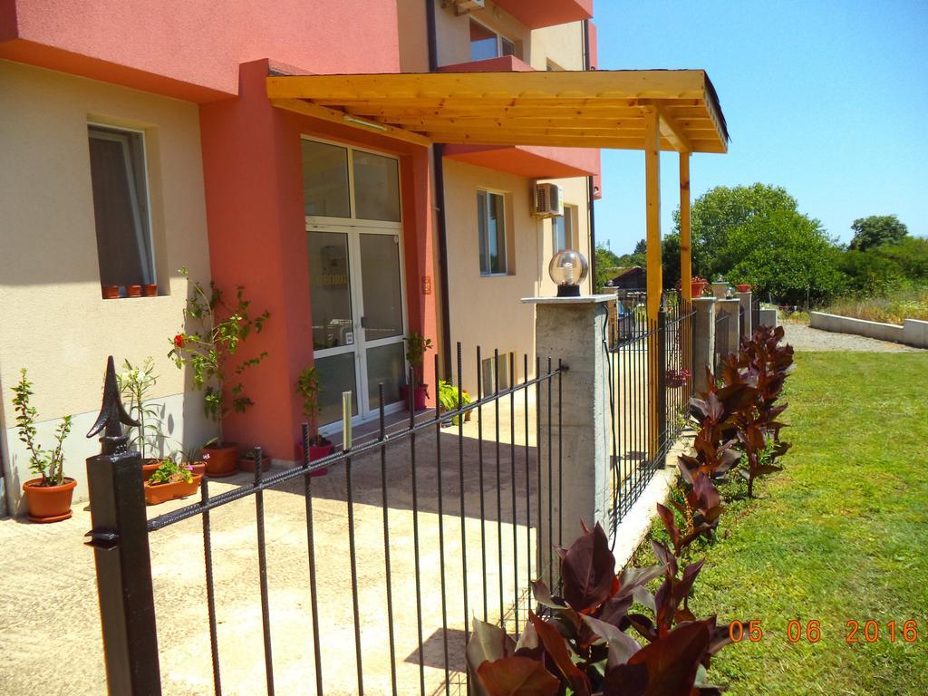 Sveti Georgi Guest House Süzebolu Dış mekan fotoğraf